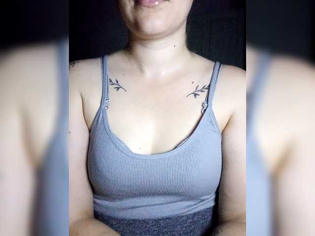 Diana1998 live cam on BongaCams