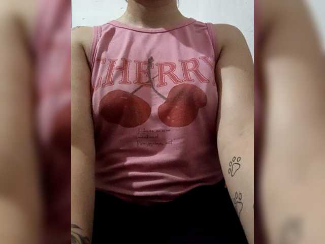 Diana1998 live cam on BongaCams