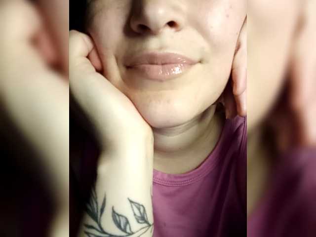 Diana1998 live cam on BongaCams