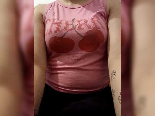 Diana1998, en directo ahora en BongaCams