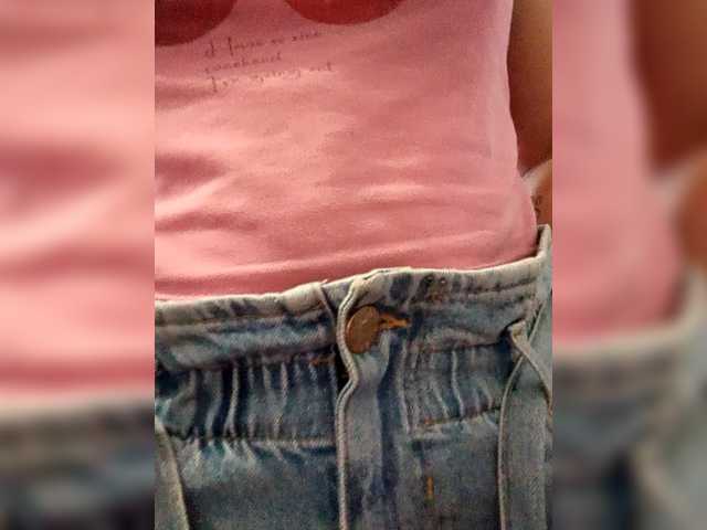 Diana1998 live cam on BongaCams