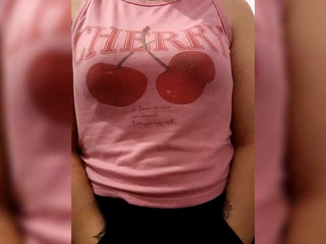 Diana1998, en directo ahora en BongaCams