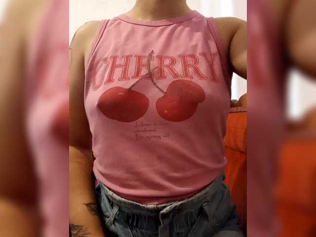 Diana1998 live cam on BongaCams