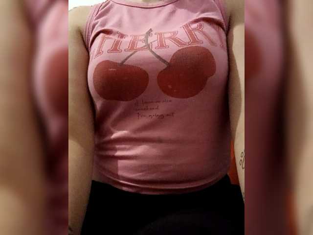 Diana1998, en directo ahora en BongaCams