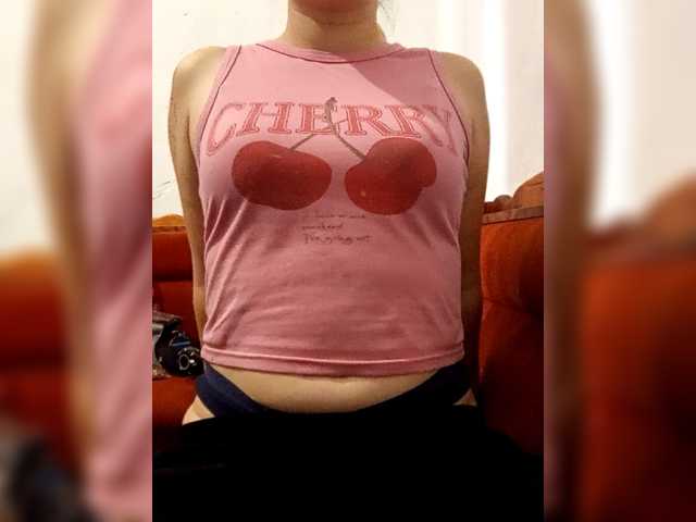 Diana1998, en directo ahora en BongaCams