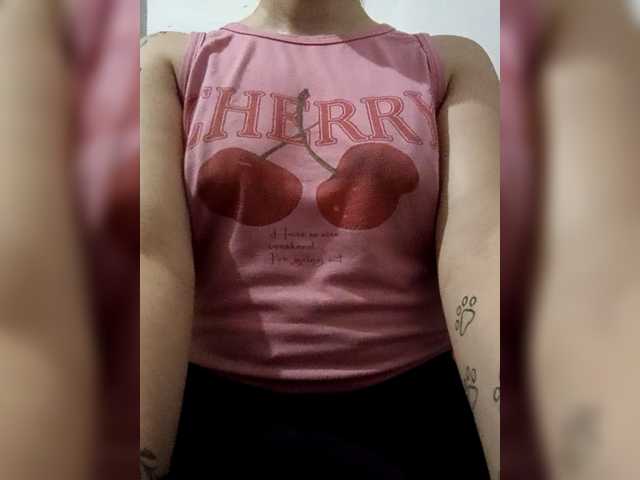 Diana1998 live cam on BongaCams