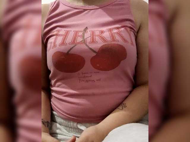 Diana1998 live cam on BongaCams