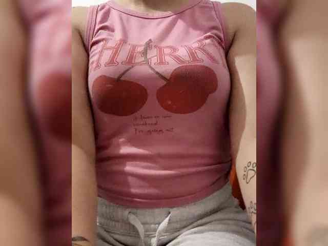 Diana1998 Live Webcam on BongaCams