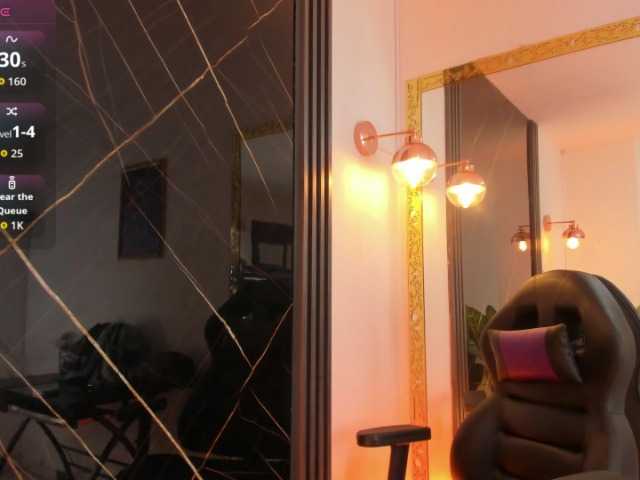 Aleja-Machado, en vivo ahora en BongaCams