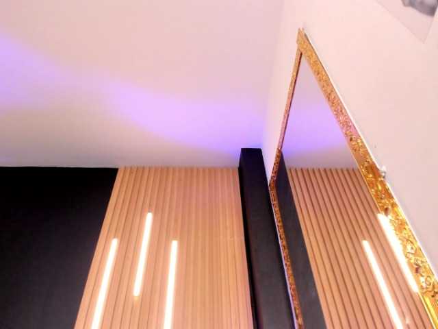 Aleja-Machado live cam on BongaCams