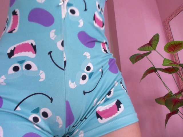 Aleja-Machado live cam on BongaCams