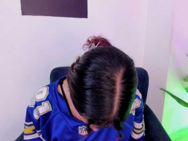 Aleja-Machado live cam on BongaCams