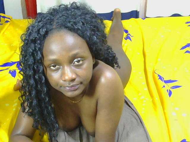 Sexycleymmie live cam on BongaCams