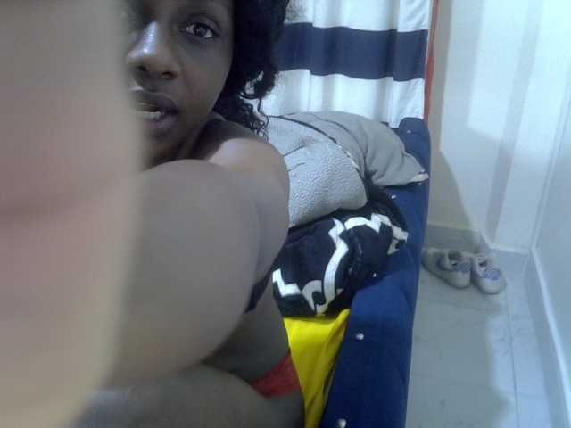 Sexycleymmie live cam on BongaCams