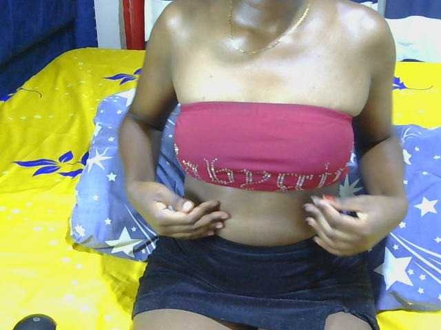 Sexycleymmie live cam on BongaCams