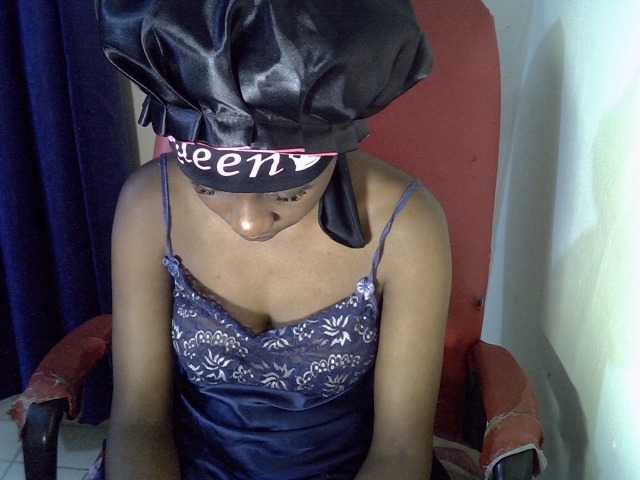 Sexycleymmie live cam on BongaCams