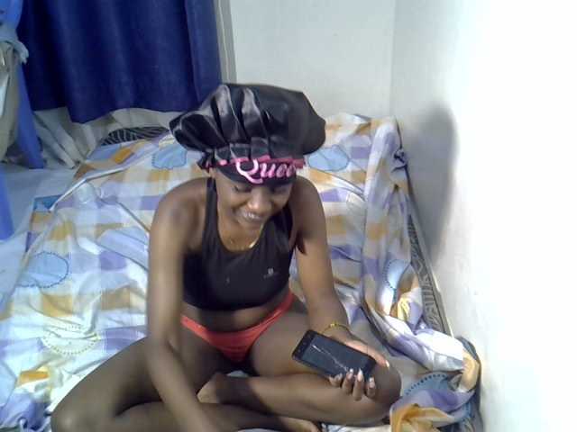 Sexycleymmie live cam on BongaCams