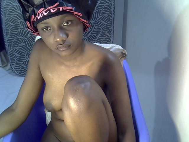 Sexycleymmie live cam on BongaCams