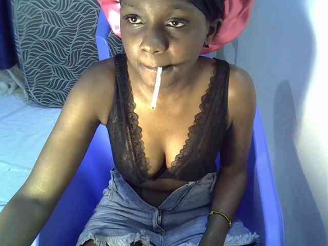 Sexycleymmie webcam