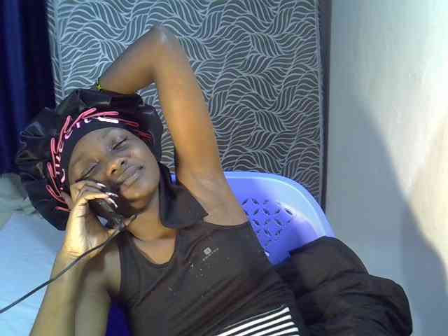 Sexycleymmie webcam