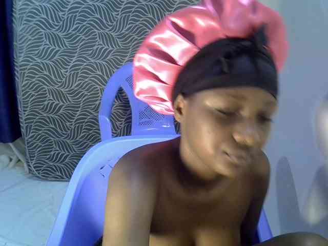 Sexycleymmie webcam