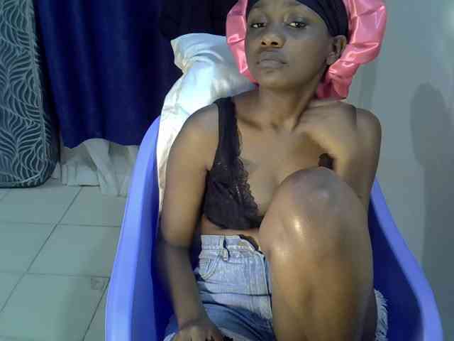 Sexycleymmie webcam