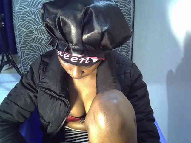 Sexycleymmie webcam