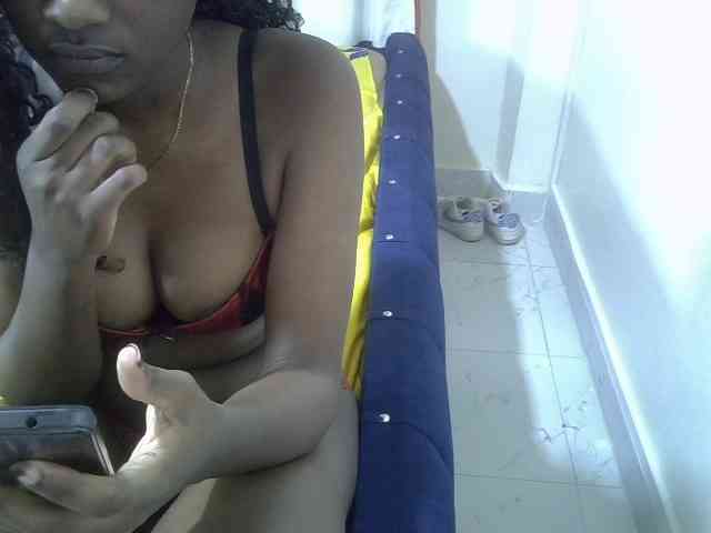 Sexycleymmie webcam