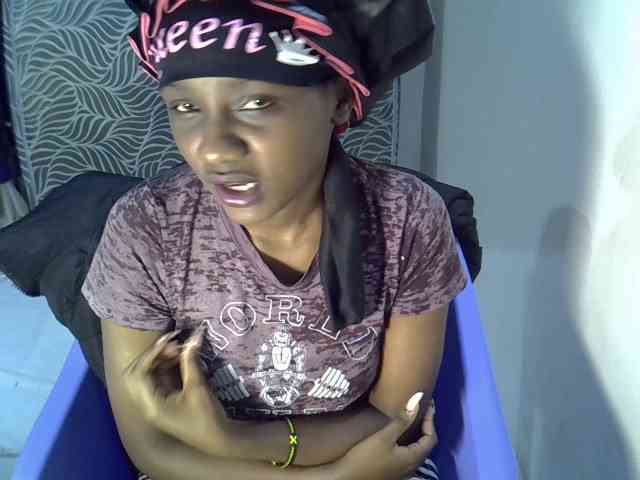 Sexycleymmie webcam