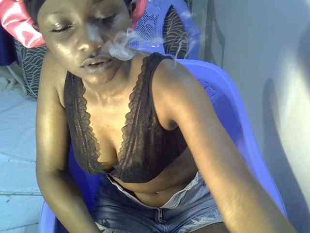 Sexycleymmie webcam