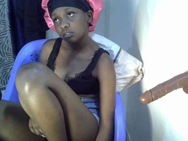 Sexycleymmie webcam
