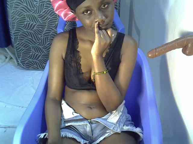 Sexycleymmie webcam