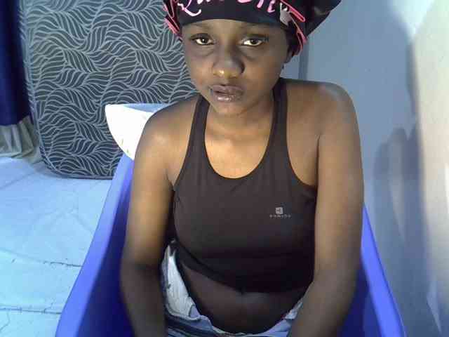 Sexycleymmie webcam
