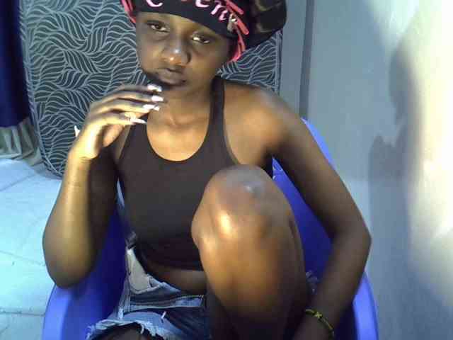 Sexycleymmie webcam