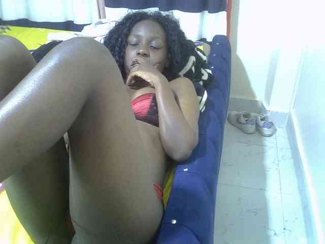 Model: Sexycleymmie