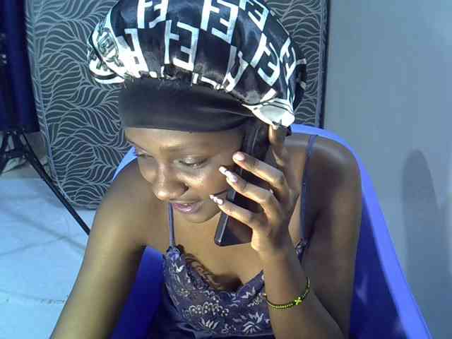 Sexycleymmie webcam