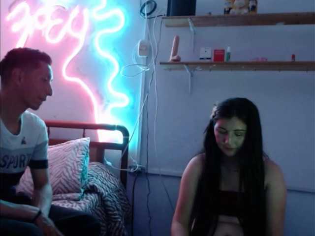 Zackyzoey live cam on BongaCams