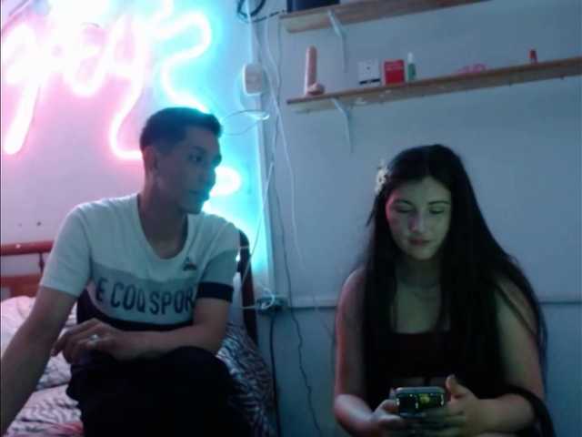 Zackyzoey webcam