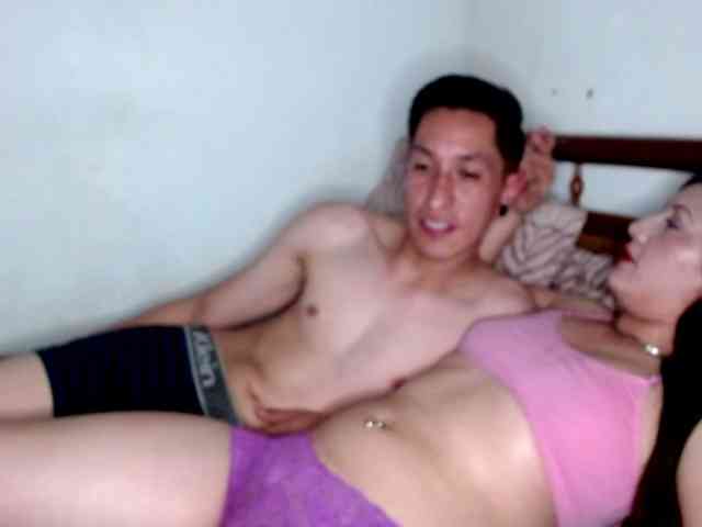 Zackyzoey webcam
