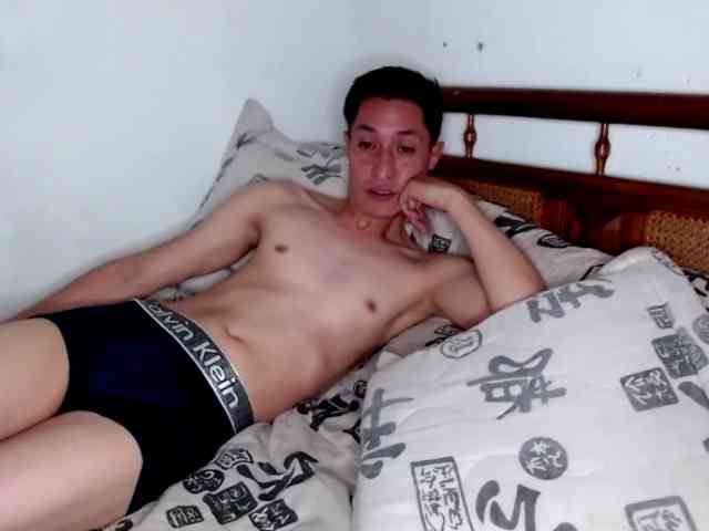 Zackyzoey webcam