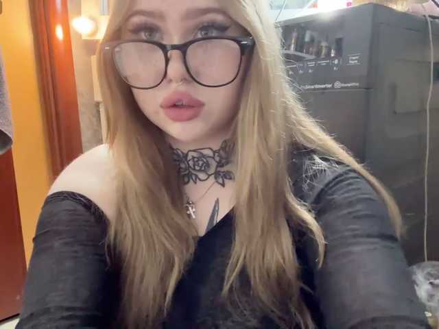 ClarenceKiesewetter live cam on BongaCams
