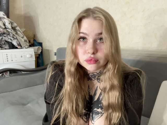 ClarenceKiesewetter live cam on BongaCams