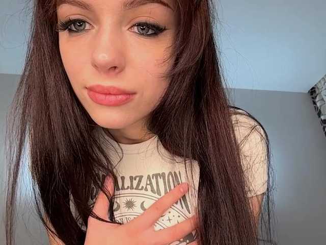 AguedaGrams live cam on BongaCams