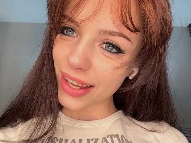 AguedaGrams live cam on BongaCams