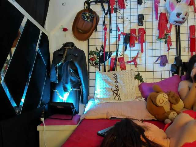Antonellasalcedo live cam on BongaCams