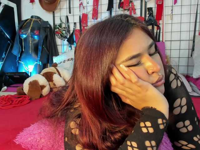 Antonellasalcedo live cam on BongaCams