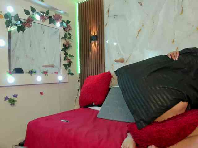 Antonellasalcedo webcam
