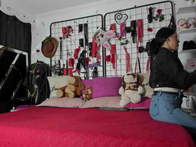 Antonellasalcedo webcam