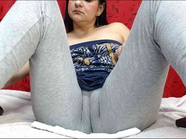 Nicolle-Owens webcam