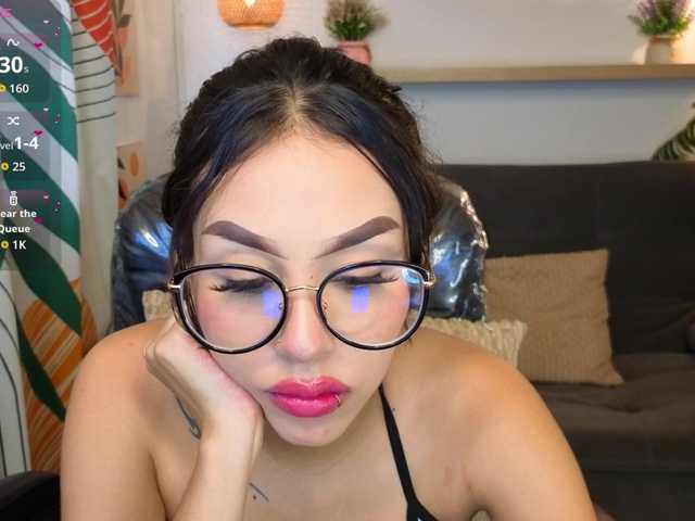 LunaRosse live cam on BongaCams